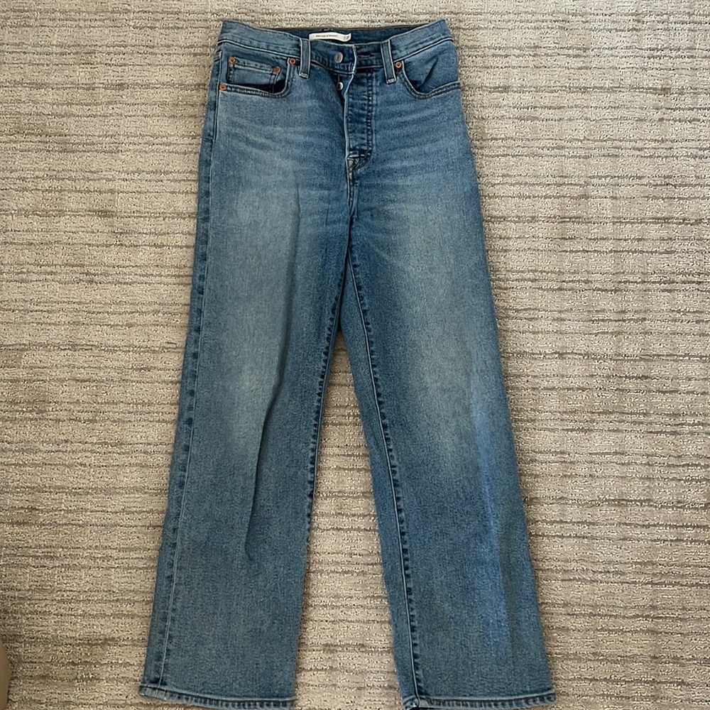LEVI RIBCAGE STRAIGHT JEAN